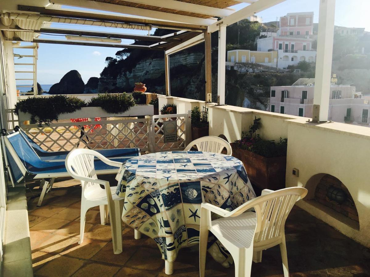 Agenzia Isotur Nontiscordardime Apartman Ponza Kültér fotó